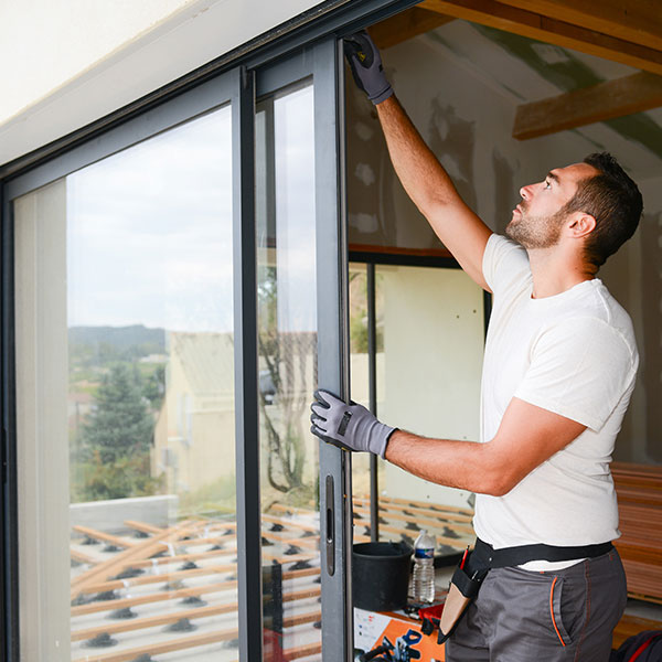Handwerker:innen sind rar und vielbeschäftigt